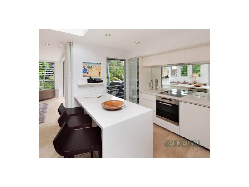 2/80 Upper Hastings St, Little Cove QLD 4567