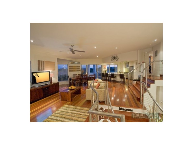 77 Orient Dr, Sunrise Beach QLD 4567