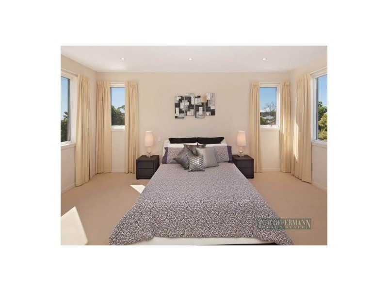 6 Howard St, Noosaville QLD 4566