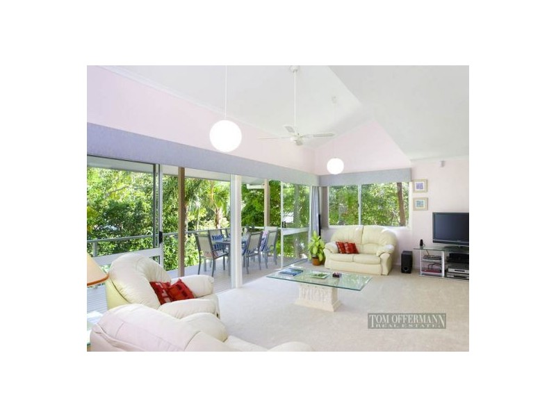 64 Bryan St, Sunshine Beach QLD 4567