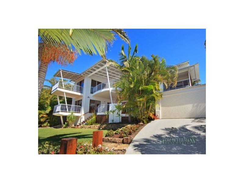 15 Mariners Pl, Sunrise Beach QLD 4567