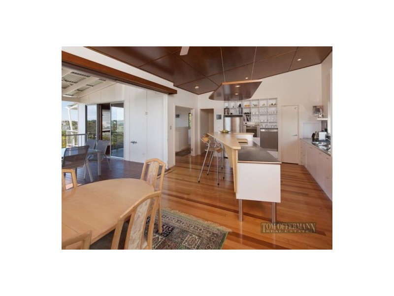 15 Mariners Pl, Sunrise Beach QLD 4567