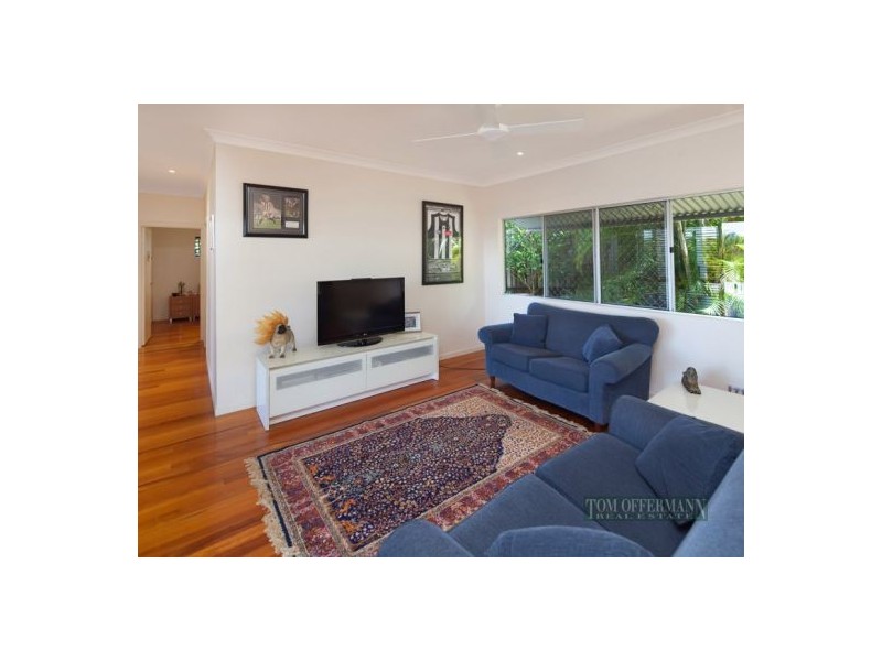 15 Mariners Pl, Sunrise Beach QLD 4567