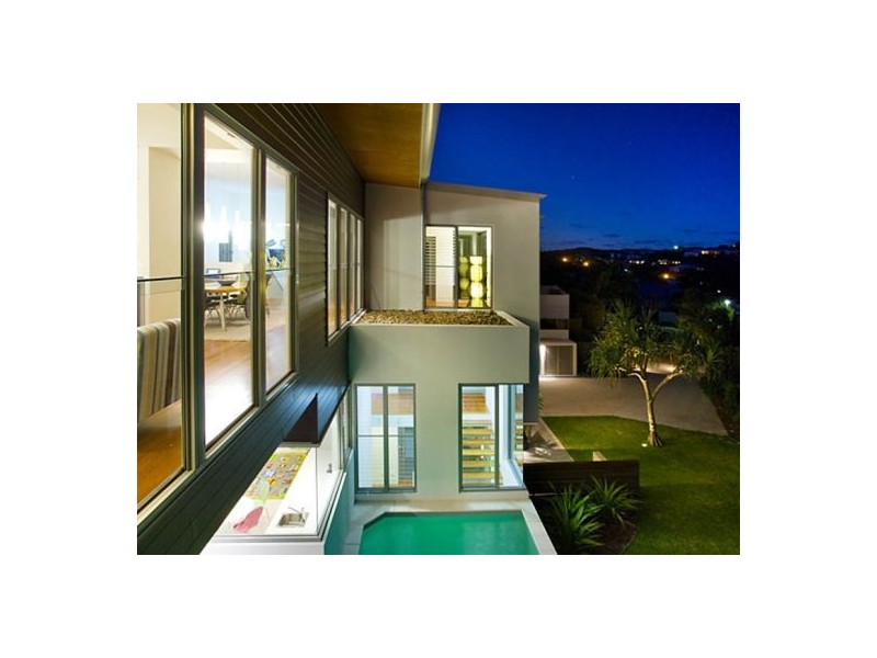 5 Compass Ct, Sunrise Beach QLD 4567