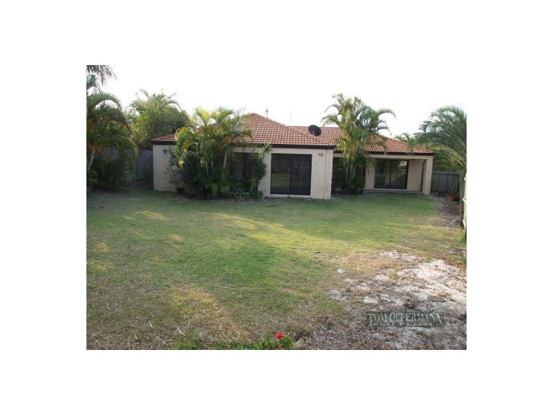 3 Courageous Pl, Sunrise Beach QLD 4567