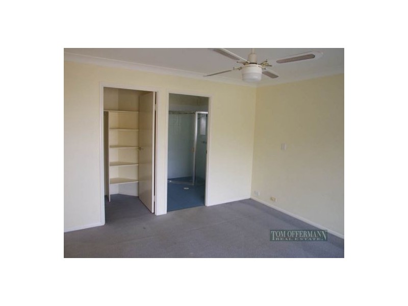 3 Courageous Pl, Sunrise Beach QLD 4567