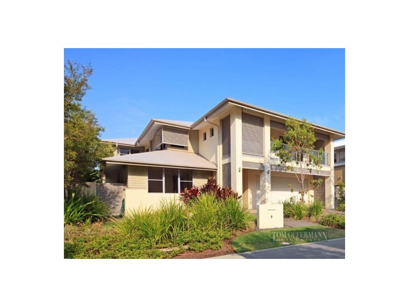 9 Whitehaven Pde, Coolum Beach QLD 4573