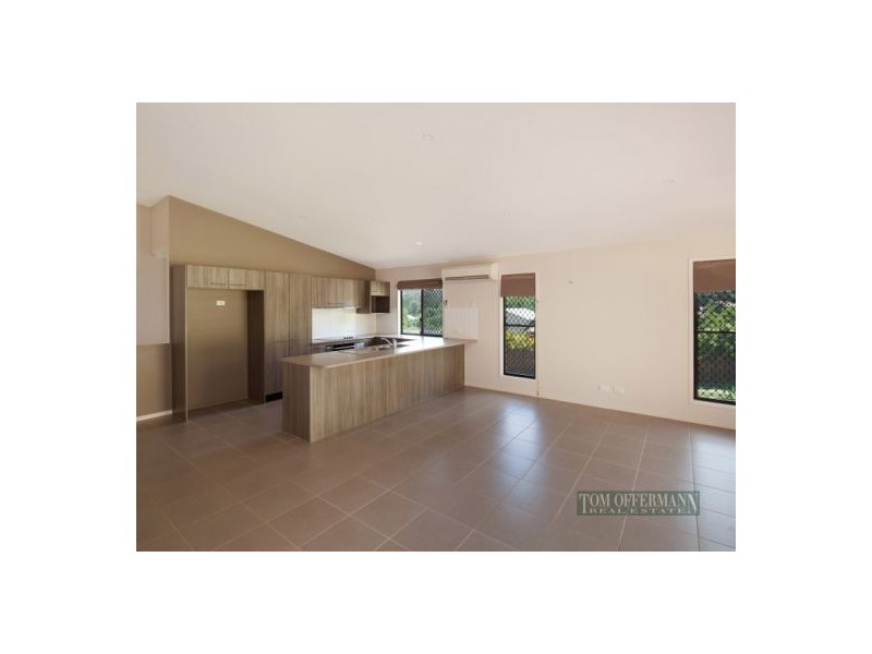 4 Black Myrtle Ct, Woombye QLD 4559