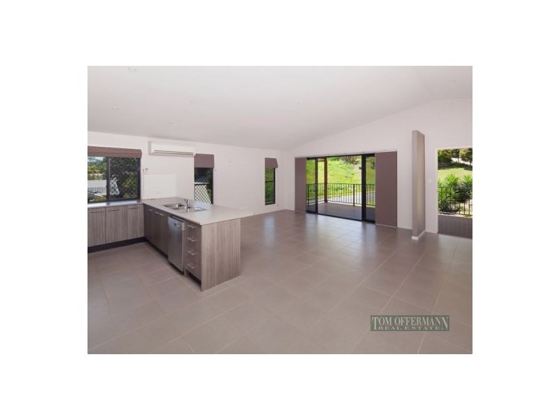 4 Black Myrtle Ct, Woombye QLD 4559