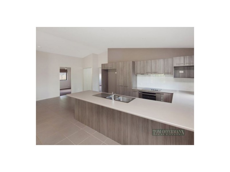 4 Black Myrtle Ct, Woombye QLD 4559