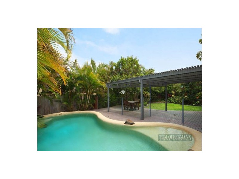 15 Oceania Cres, Sunshine Beach QLD 4567
