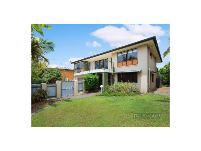 15 Oceania Cres, Sunshine Beach QLD 4567