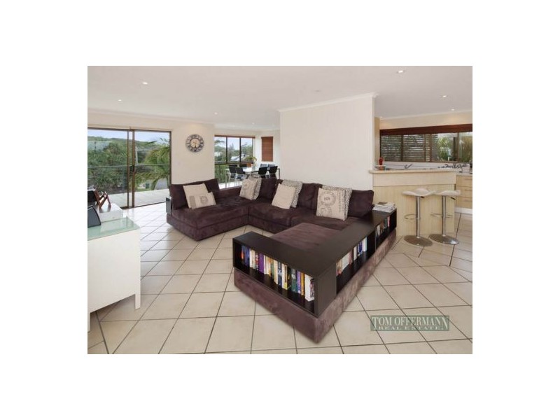 15 Oceania Cres, Sunshine Beach QLD 4567