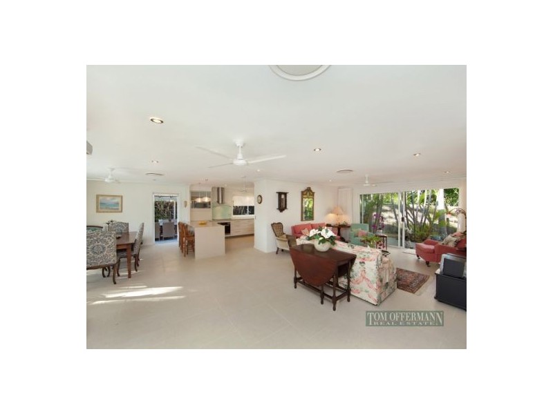 24 Oceania Cres, Sunshine Beach QLD 4567