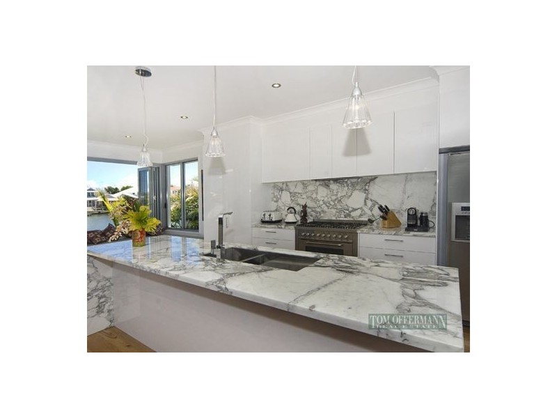 13 Seahorse Place, Noosa Waters QLD 4566