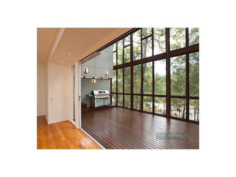 50 Beach Road, Noosa North Shore QLD 4565