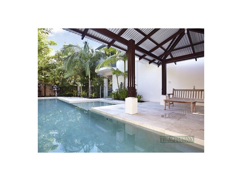 2/9 Russell St, Noosaville QLD 4566