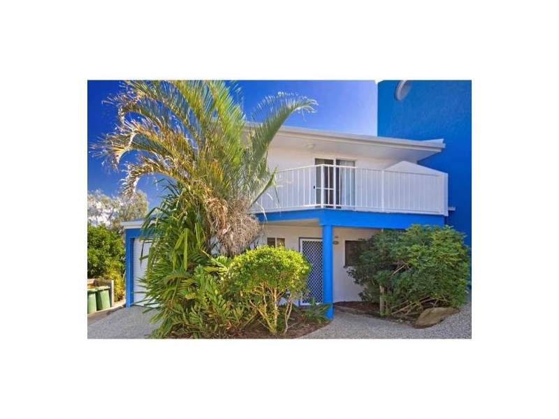 1/16 Sobraon St, Sunrise Beach QLD 4567