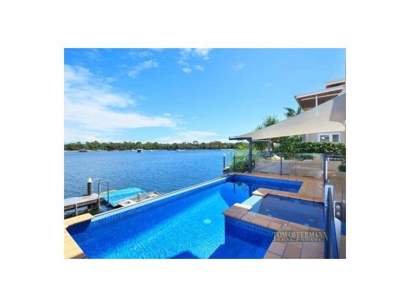 54 Noosa Parade, Noosa Heads QLD 4567