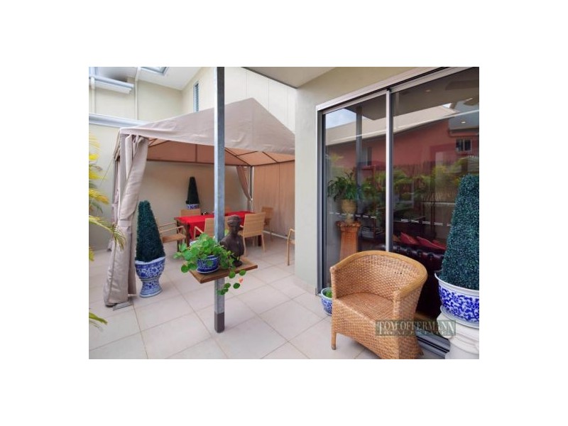 2/17 William St, Noosaville QLD 4566