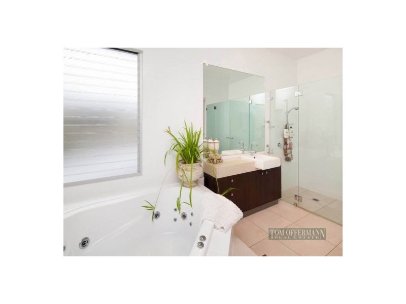 2/17 William St, Noosaville QLD 4566