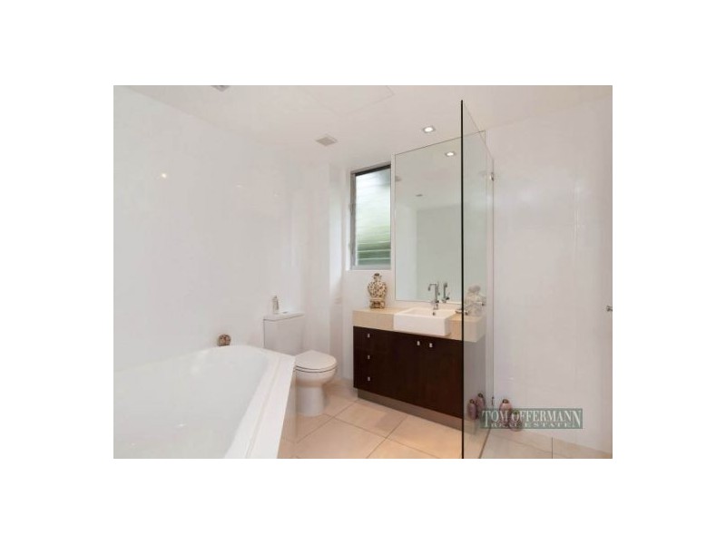 2/17 William St, Noosaville QLD 4566