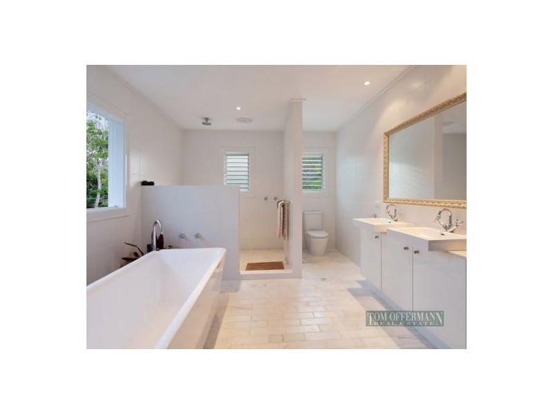 2 Lorikeet Dr, Peregian Beach QLD 4573