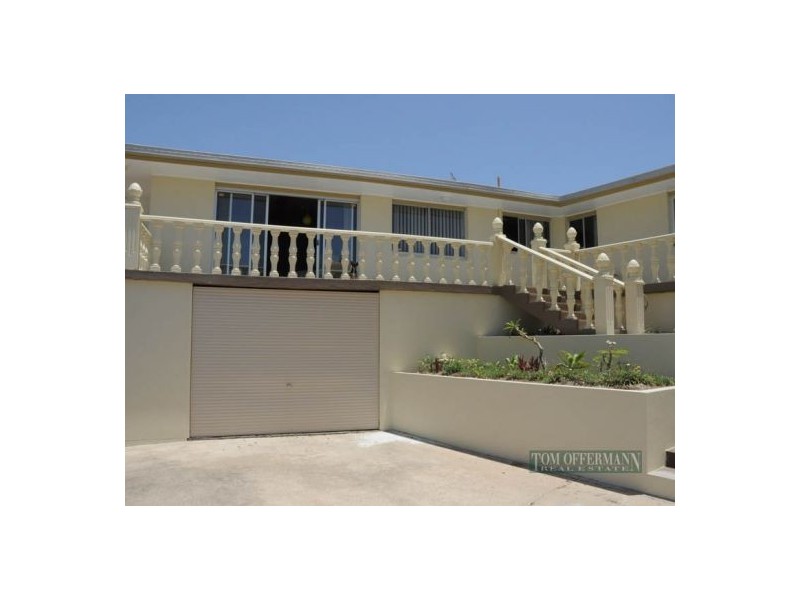 4 Sobraon St, Sunrise Beach QLD 4567