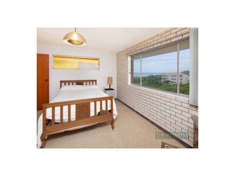 4 Sobraon St, Sunrise Beach QLD 4567