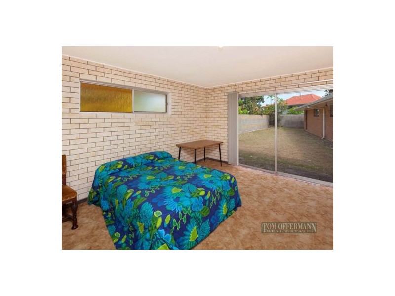 4 Sobraon St, Sunrise Beach QLD 4567