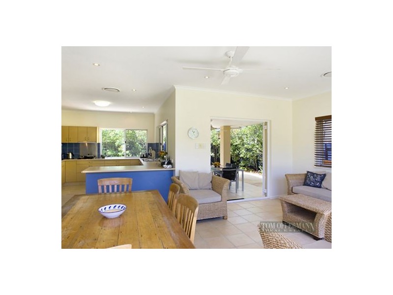 4 Sailfish Ct, Noosa Waters QLD 4566