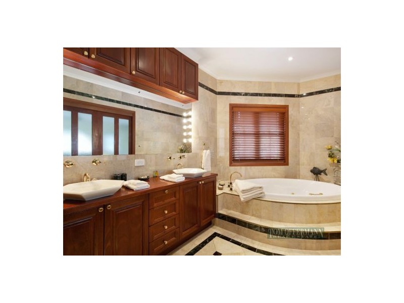 24 Kimberley Ct, Doonan QLD 4562