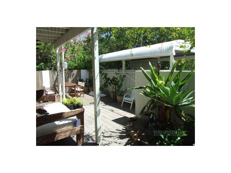 2/6 Woorookool Place, Noosaville QLD 4566