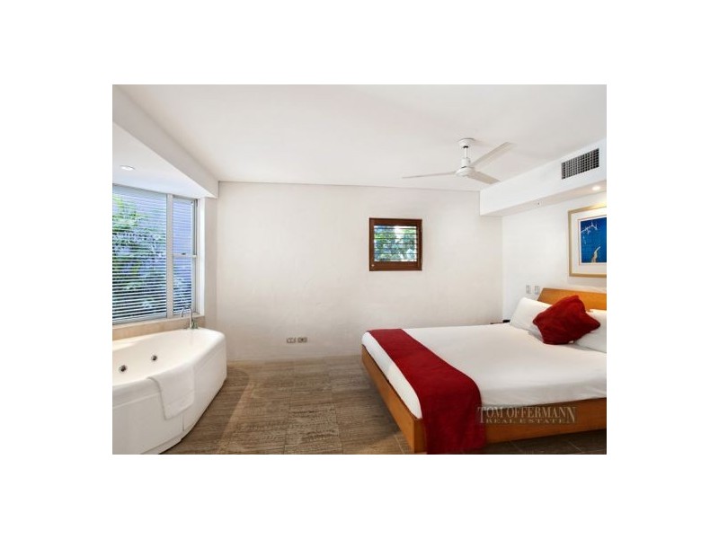 216/16 Noosa Drive, Noosa Heads QLD 4567