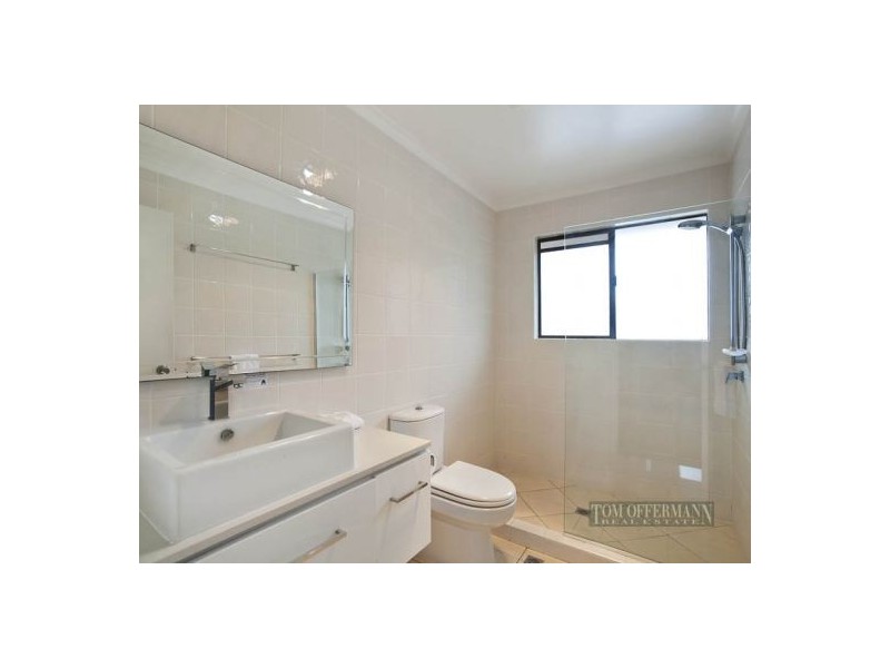 4/124 Noosa Parade, Noosaville QLD 4566