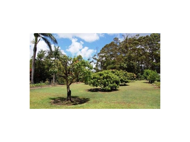 5 Kingsgate Drive, Tinbeerwah QLD 4563