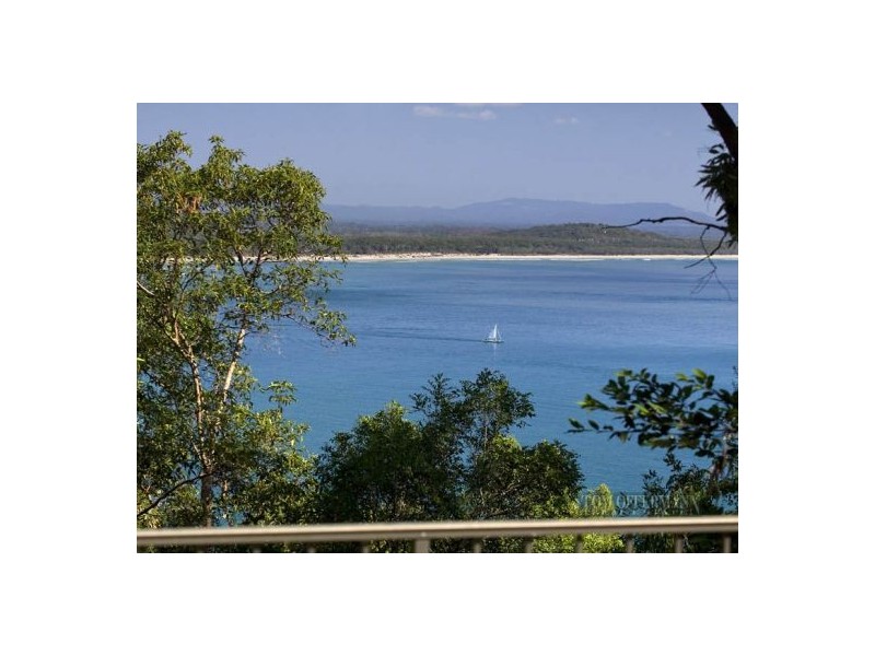 7 Allambi Rise, Noosa Heads QLD 4567