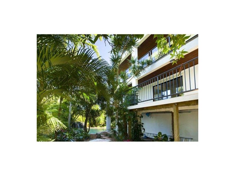 8 Allambi Terrace, Noosa Heads QLD 4567