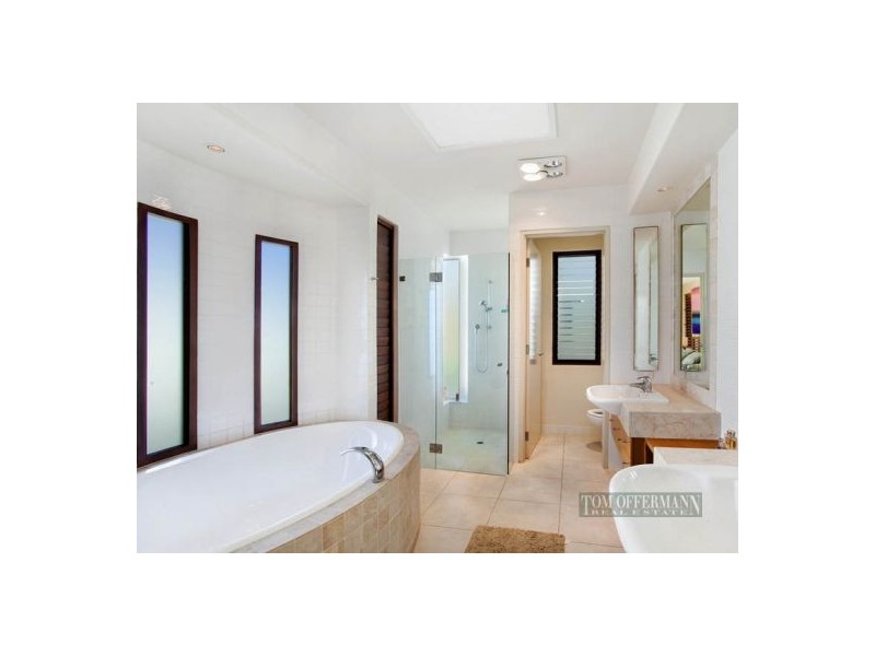 54 The Peninsula, Noosa Waters QLD 4566