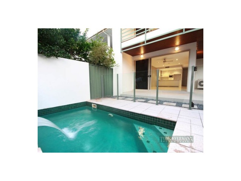 1/18 Nannygai St, Noosaville QLD 4566