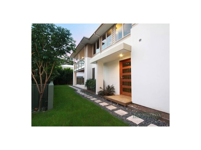 1/18 Nannygai St, Noosaville QLD 4566