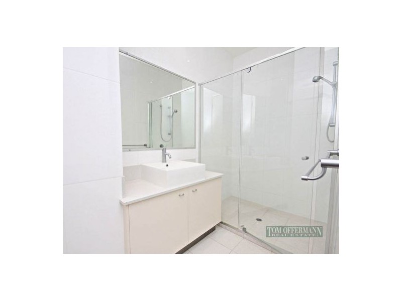 1/18 Nannygai St, Noosaville QLD 4566