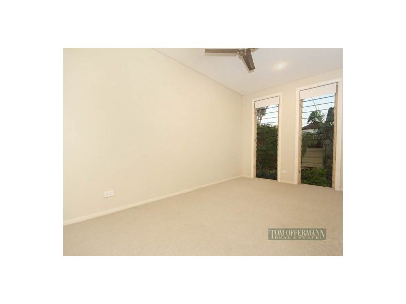 1/18 Nannygai St, Noosaville QLD 4566