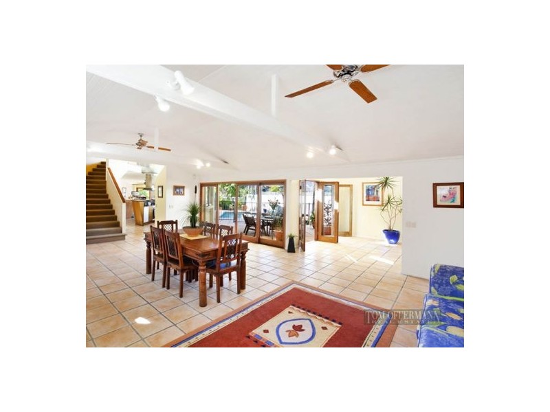 15 Cooran Court, Noosa Heads QLD 4567