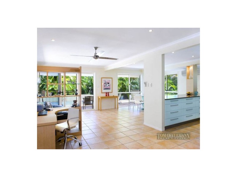 12 Captains Court, Sunrise Beach QLD 4567