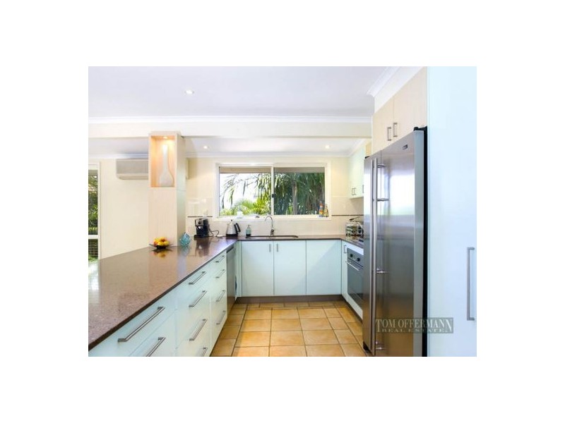 12 Captains Court, Sunrise Beach QLD 4567