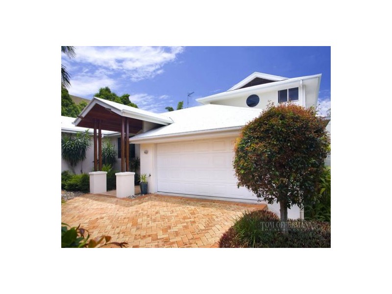 12 Captains Court, Sunrise Beach QLD 4567