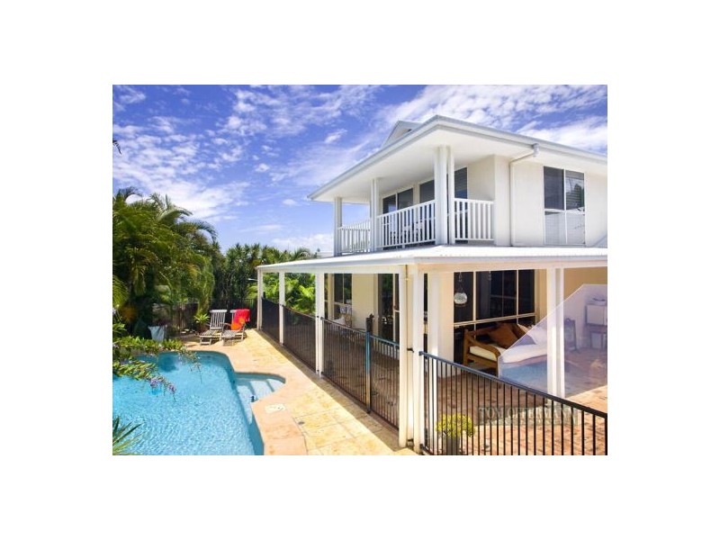 12 Captains Court, Sunrise Beach QLD 4567