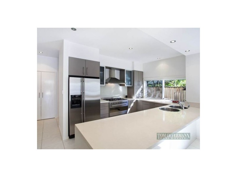 2/22 Elizabeth St, Noosaville QLD 4566