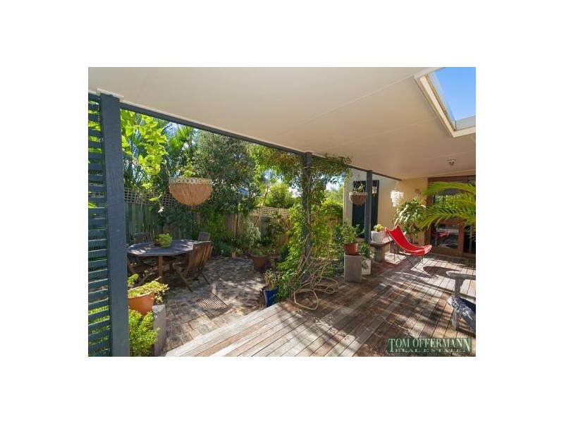 5 Weatherly Ct, Sunrise Beach QLD 4567